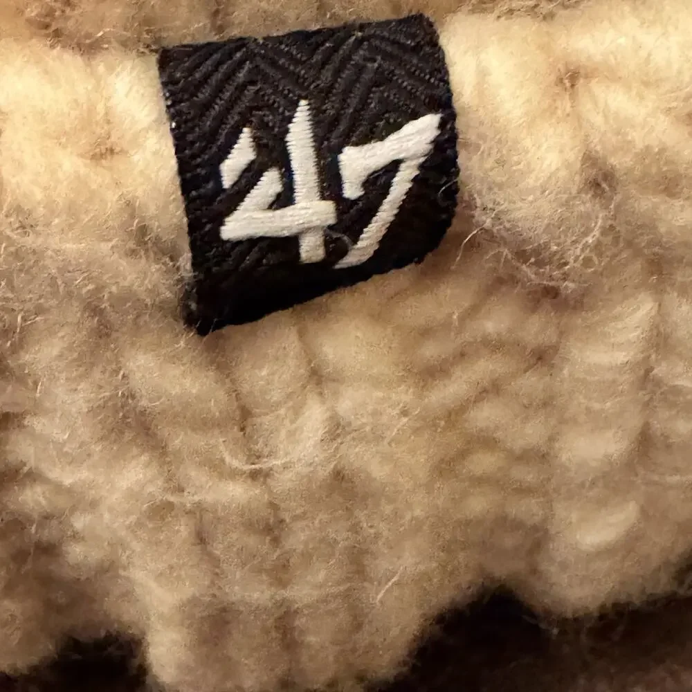 '47 Brand Kids Spartan Race Girls Beanie Cream Sprinkles Cuffed Knit Hat Pom Pom